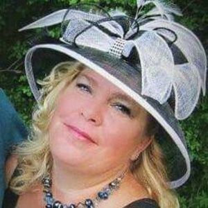 Meet your Posher, Candace